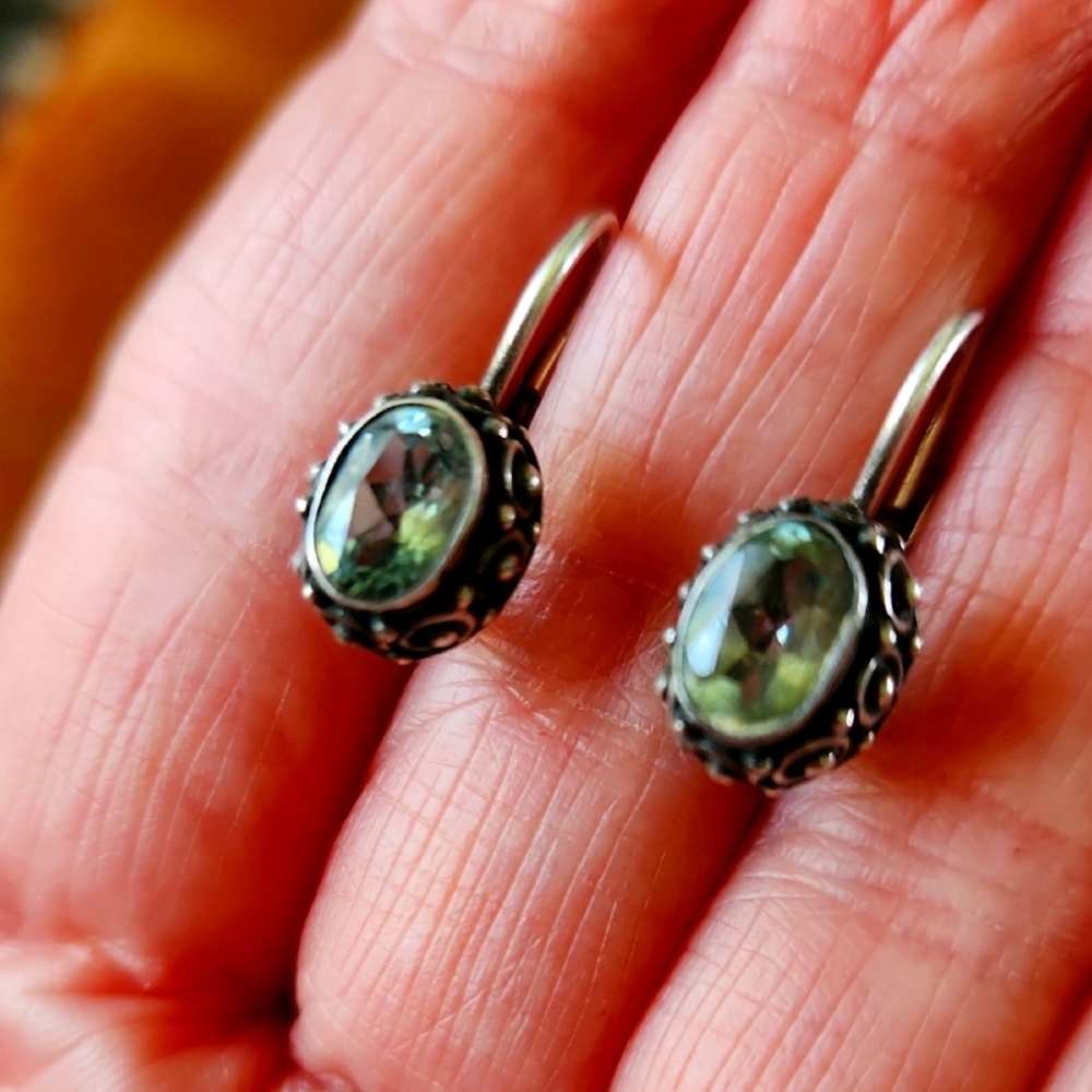 Elegant Silver Smoky Blue Gemstone‎ Earrings